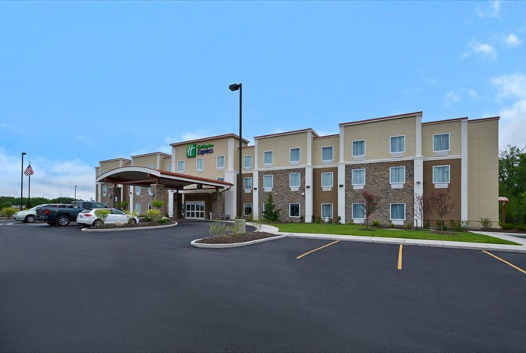 Holiday Inn Express Canandaigua By Ihg Exterior foto