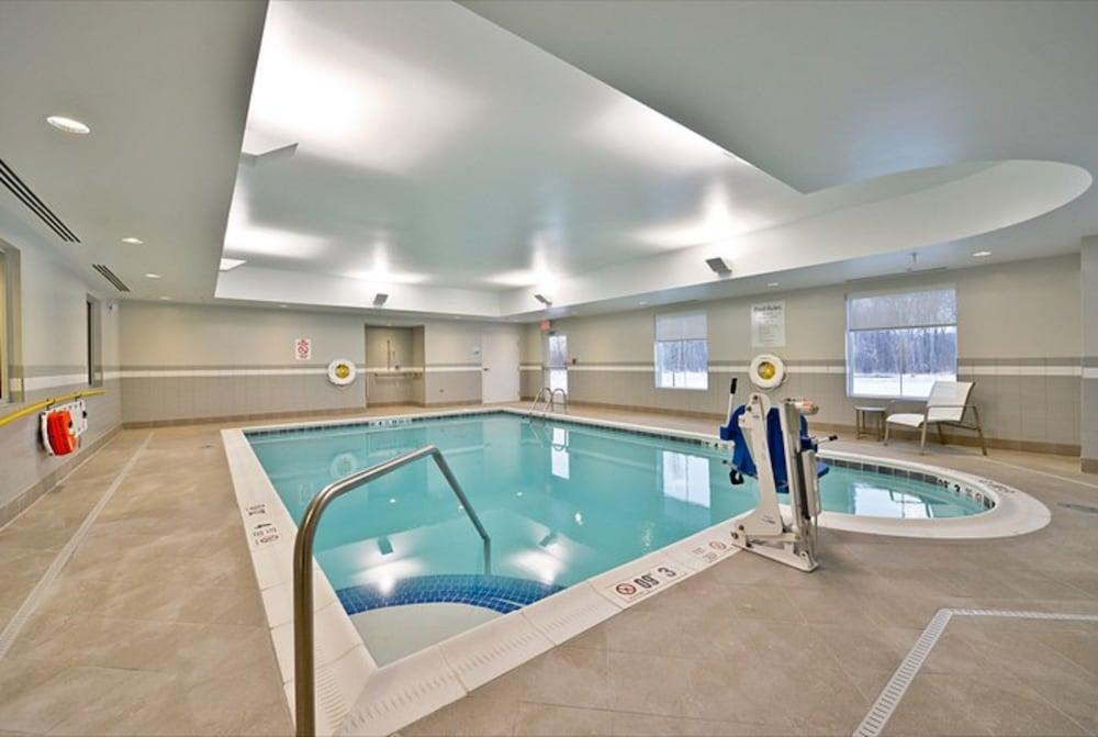Holiday Inn Express Canandaigua By Ihg Exterior foto